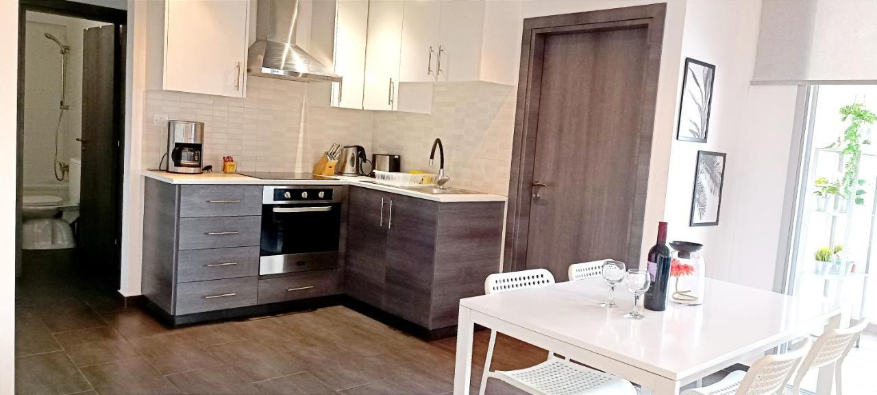Dezo Luxury Town Apartment Lárnaka Eksteriør bilde
